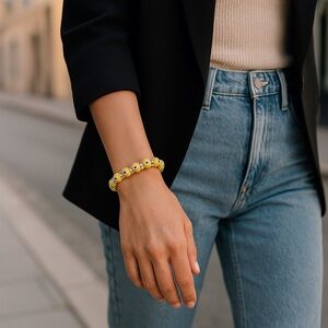 Evil Eye Yellow Bead Bracelet Acrylic Stretch One Size